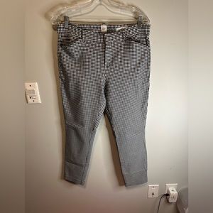 4 for $20 - GAP PANTS